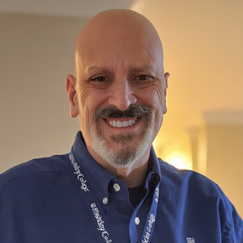 Headshot of Robert Eisen